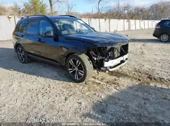 5UXCW2C08N9M10405 2022 BMW X7