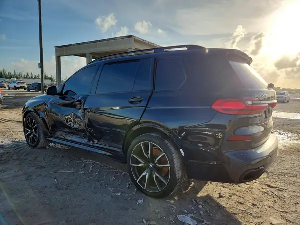 5UXCW2C08N9M13241 2022 BMW X7 - Image 2