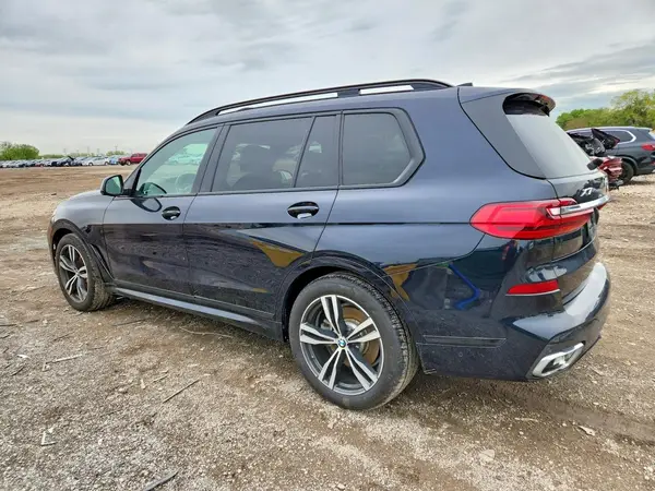 5UXCW2C09L0E74263 2020 BMW X7 - Image 2