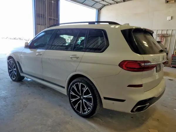 5UXCW2C09L9A01667 2020 BMW X7 - Image 2
