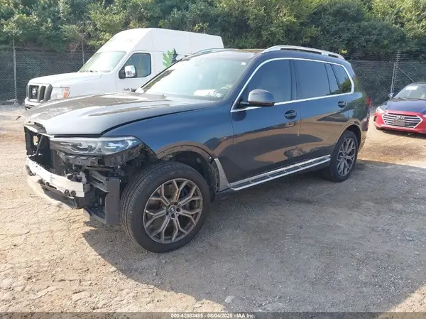 5UXCW2C09L9B29066 2020 BMW X7 - Image 2