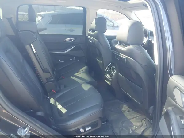 5UXCW2C09L9B59166 2020 BMW X7 - Image 8