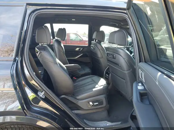 5UXCW2C09L9C11170 2020 BMW X7 - Image 8