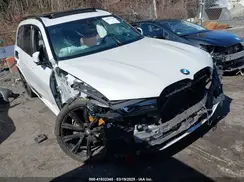 5UXCW2C09M9E24556 2021 BMW X7
