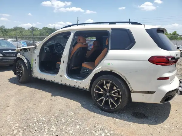 5UXCW2C09M9E25772 2021 BMW X7 - Image 2
