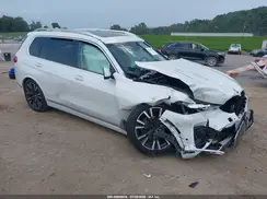 5UXCW2C09M9E40756 2021 BMW X7