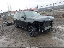 5UXCW2C09M9E66550 2021 BMW X7