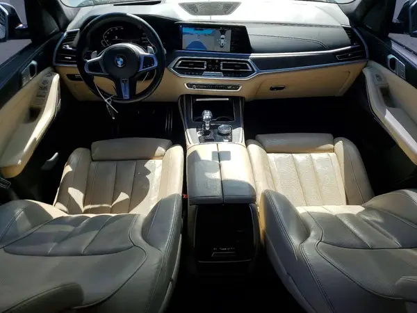 5UXCW2C09M9E78892 2021 BMW X7 - Image 8