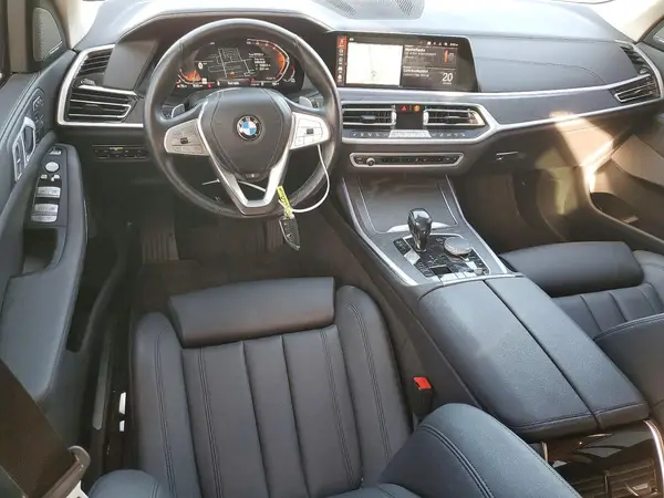 5UXCW2C09M9F01667 2021 BMW X7 - Image 8