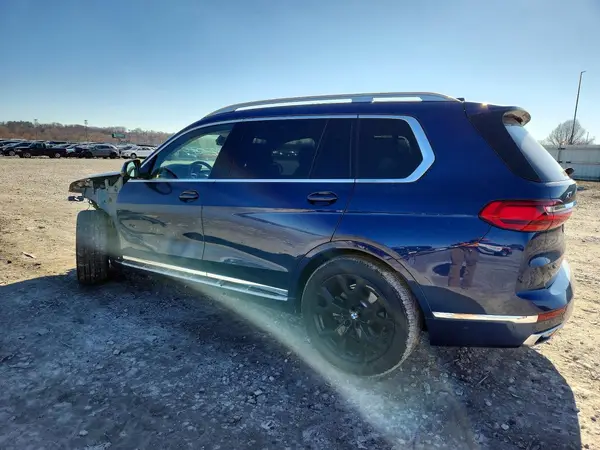 5UXCW2C09M9G89221 2021 BMW X7 - Image 2