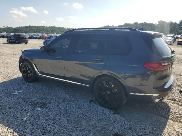 5UXCW2C09M9H68694 2021 BMW X7 - Image 2