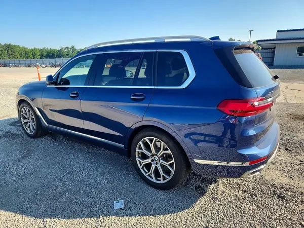 5UXCW2C09M9H86421 2021 BMW X7 - Image 2