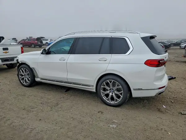 5UXCW2C09N9K25294 2022 BMW X7 - Image 2