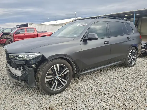 5UXCW2C09N9L12001 2022 BMW X7 - Image 1