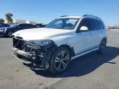 5UXCW2C09N9L17781 2022 BMW X7