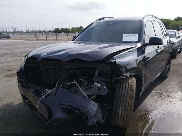 5UXCW2C09N9M04127 2022 BMW X7 - Image 2