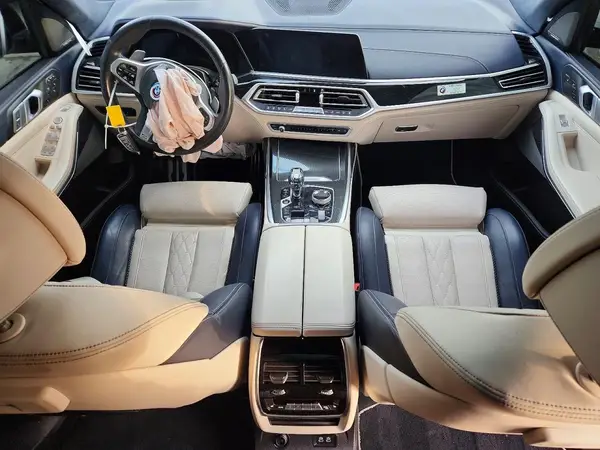 5UXCW2C0XL0E74708 2020 BMW X7 - Image 8