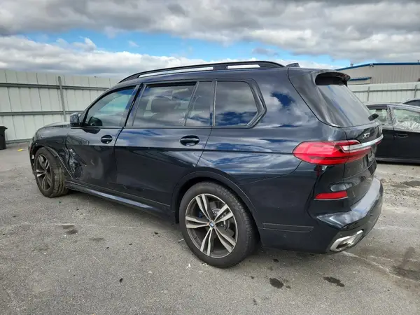 5UXCW2C0XL9A01435 2020 BMW X7 - Image 2