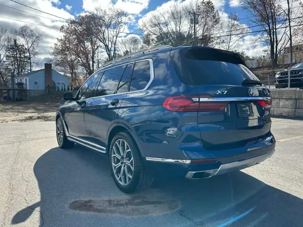 5UXCW2C0XL9A03864 2020 BMW X7 - Image 2