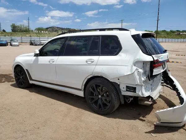 5UXCW2C0XL9B35605 2020 BMW X7 - Image 2