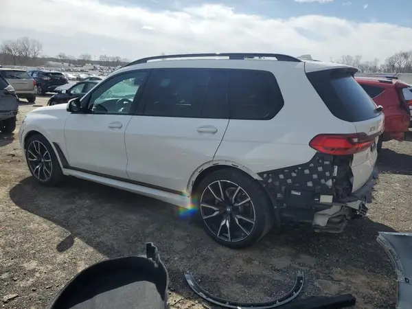 5UXCW2C0XL9C22985 2020 BMW X7 - Image 2