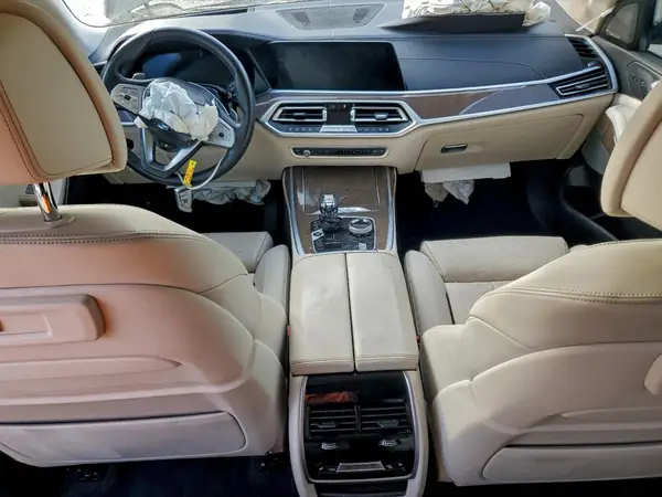 5UXCW2C0XL9C38233 2020 BMW X7 - Image 8