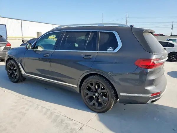 5UXCW2C0XL9C70454 2020 BMW X7 - Image 2