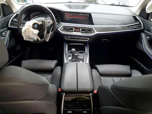 5UXCW2C0XL9C95743 2020 BMW X7 - Image 8