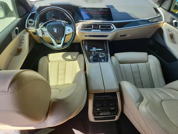 5UXCW2C0XL9D04425 2020 BMW X7 - Image 8