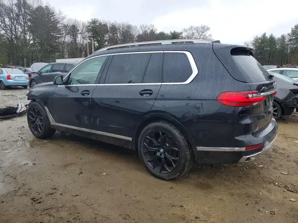 5UXCW2C0XM9D83242 2021 BMW X7 - Image 2