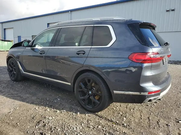 5UXCW2C0XM9E08995 2021 BMW X7 - Image 2
