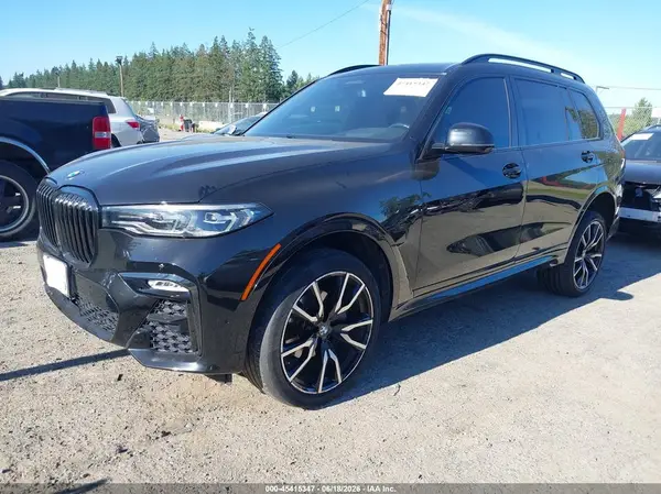 5UXCW2C0XM9E24288 2021 BMW X7 - Image 2