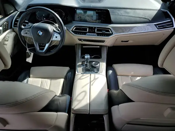 5UXCW2C0XM9E56755 2021 BMW X7 - Image 8