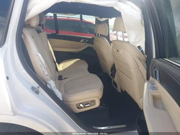 5UXCW2C0XM9F12001 2021 BMW X7 - Image 8