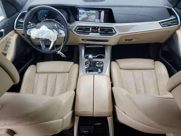 5UXCW2C0XM9H27488 2021 BMW X7 - Image 8