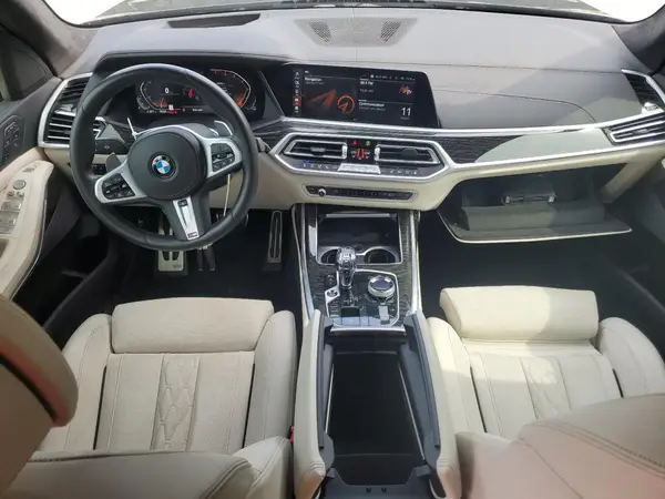 5UXCW2C0XN9J70239 2022 BMW X7 - Image 8