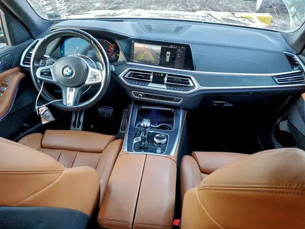 5UXCW2C0XN9J99059 2022 BMW X7 - Image 8