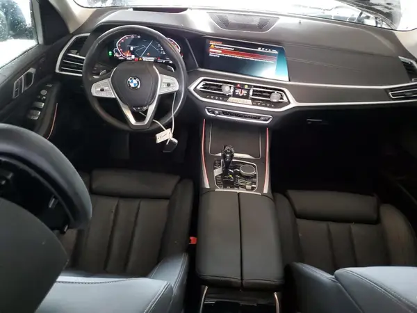 5UXCW2C0XN9K70969 2022 BMW X7 - Image 8