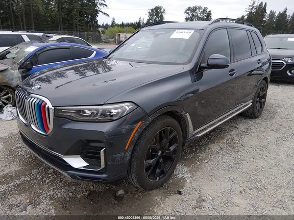 5UXCW2C0XN9K78585 2022 BMW X7 - Image 2