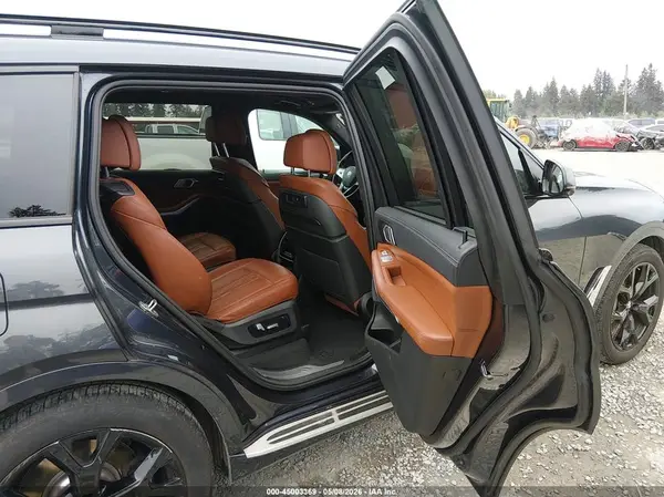 5UXCW2C0XN9K78585 2022 BMW X7 - Image 8