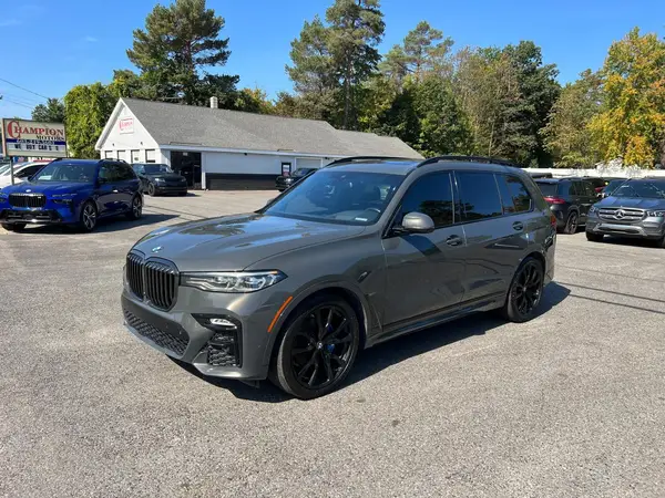 5UXCW2C0XN9L30670 2022 BMW X7 - Image 2