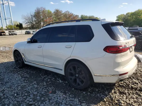 5UXCW2C0XN9L82722 2022 BMW X7 - Image 2