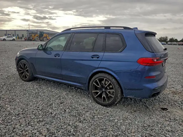 5UXCW2C0XN9N07511 2022 BMW X7 - Image 2