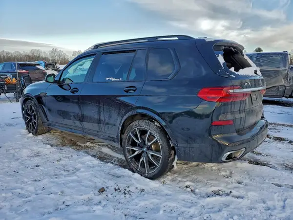 5UXCW2C50KL084058 2019 BMW X7 - Image 2