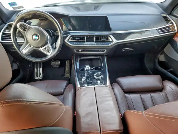 5UXCW2C50KL084058 2019 BMW X7 - Image 8