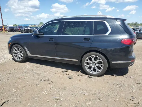 5UXCW2C50KL087266 2019 BMW X7 - Image 2