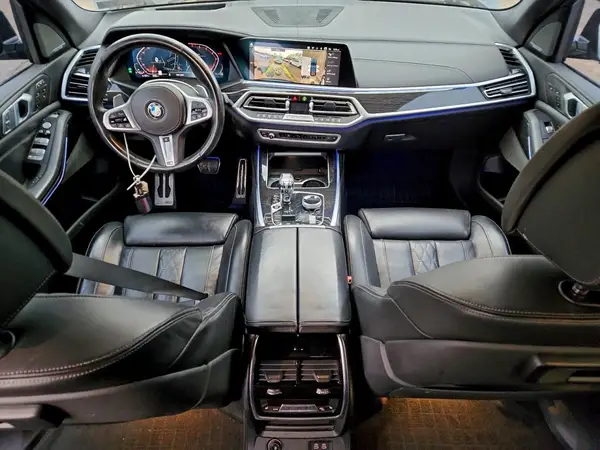 5UXCW2C50KL087395 2019 BMW X7 - Image 8