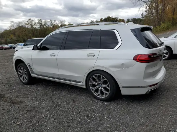 5UXCW2C51KL086174 2019 BMW X7 - Image 2