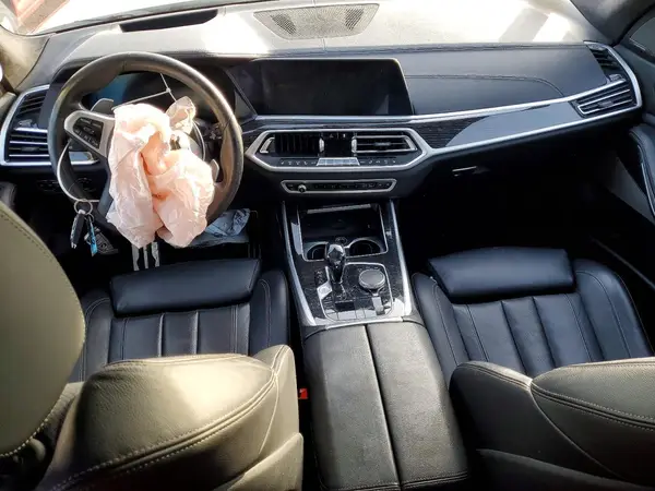 5UXCW2C51KL086949 2019 BMW X7 - Image 8