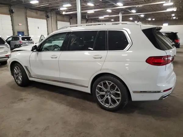 5UXCW2C51KL087759 2019 BMW X7 - Image 2